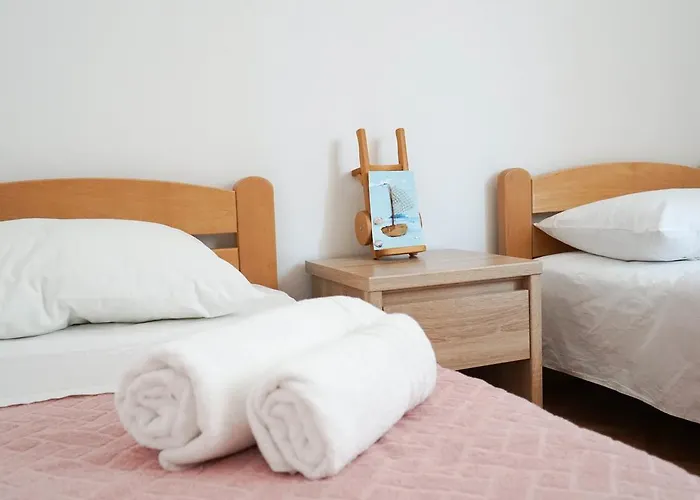 Nora Wine House * Split